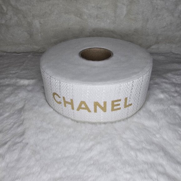 Chanel Glitter Ribbon Collection in Gold, Red, Black and white - Picture 3 of 12